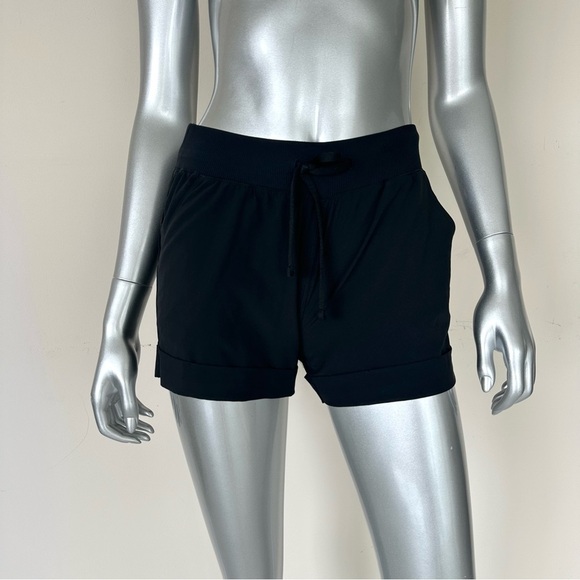 Zella Pants - NEW!!! Zella women shorts size XS
